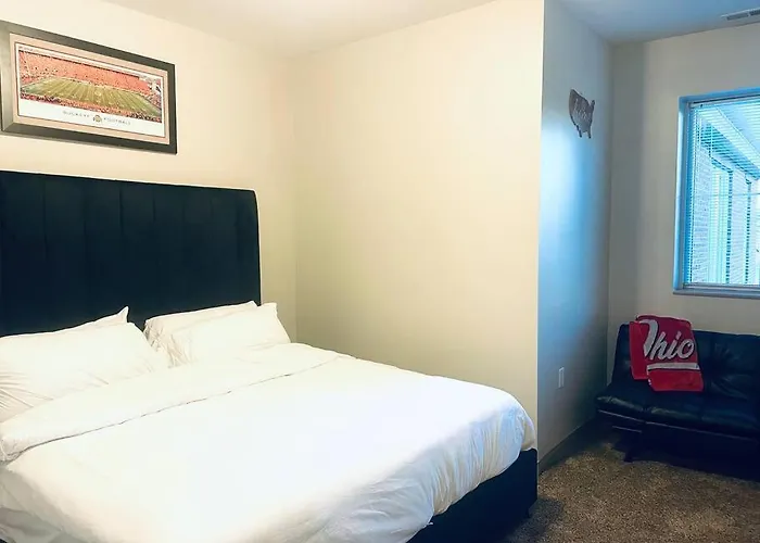 Apartment King Size With Osu Theme!